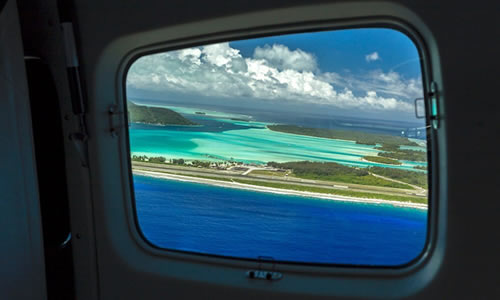 VUE DE AVION  TAHITI